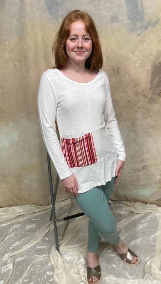 Artsy Long Sleeve Pocket Top in Organic Cotton